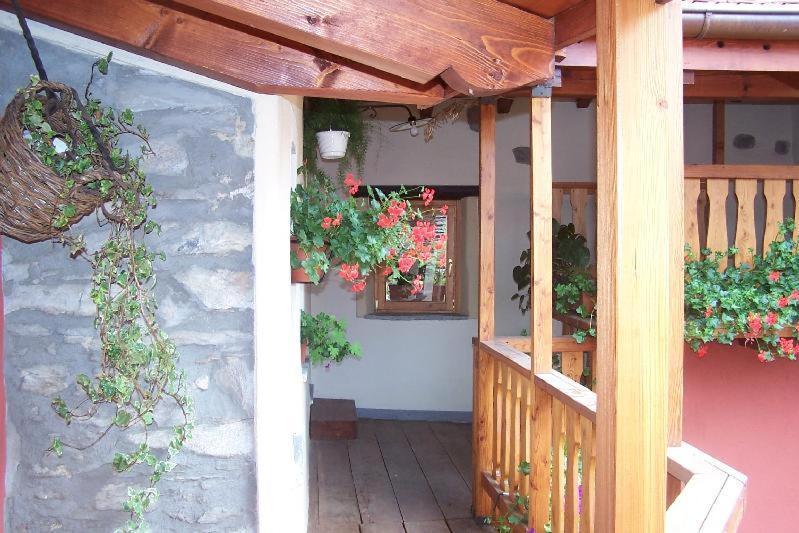 Appartamenti Vacanze E Camere Roccetta Fiorita Pettenasco Ngoại thất bức ảnh