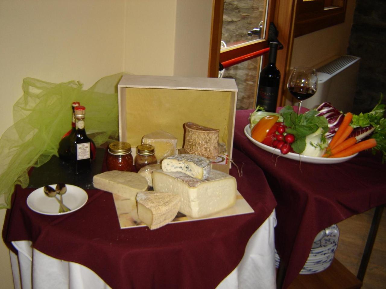 Appartamenti Vacanze E Camere Roccetta Fiorita Pettenasco Ngoại thất bức ảnh